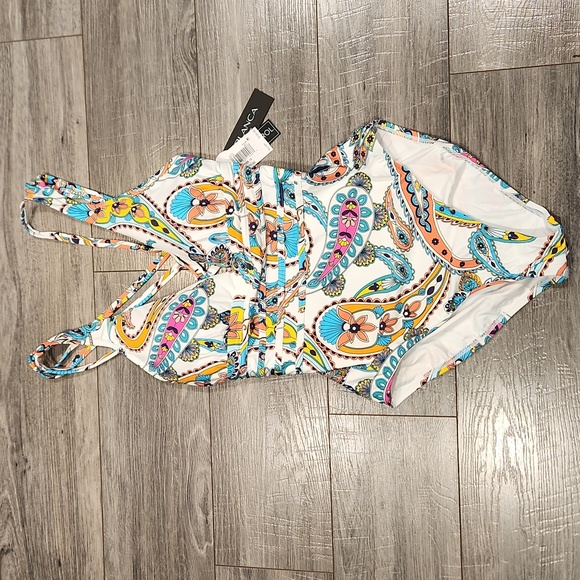 La Blanca Other - NWT LA Blanca Women's sz 12 Onepiece Swimsuit w/built-in pads